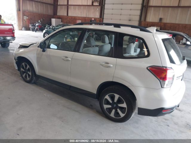 Photo 2 VIN: JF2SJABCXJH476358 - SUBARU FORESTER 