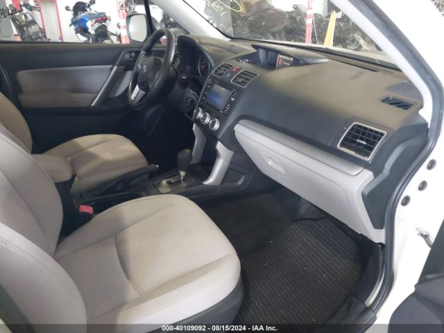 Photo 4 VIN: JF2SJABCXJH476358 - SUBARU FORESTER 