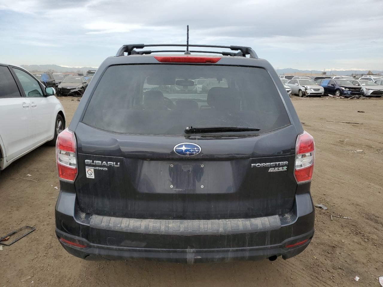 Photo 5 VIN: JF2SJADC0FH560841 - SUBARU FORESTER 