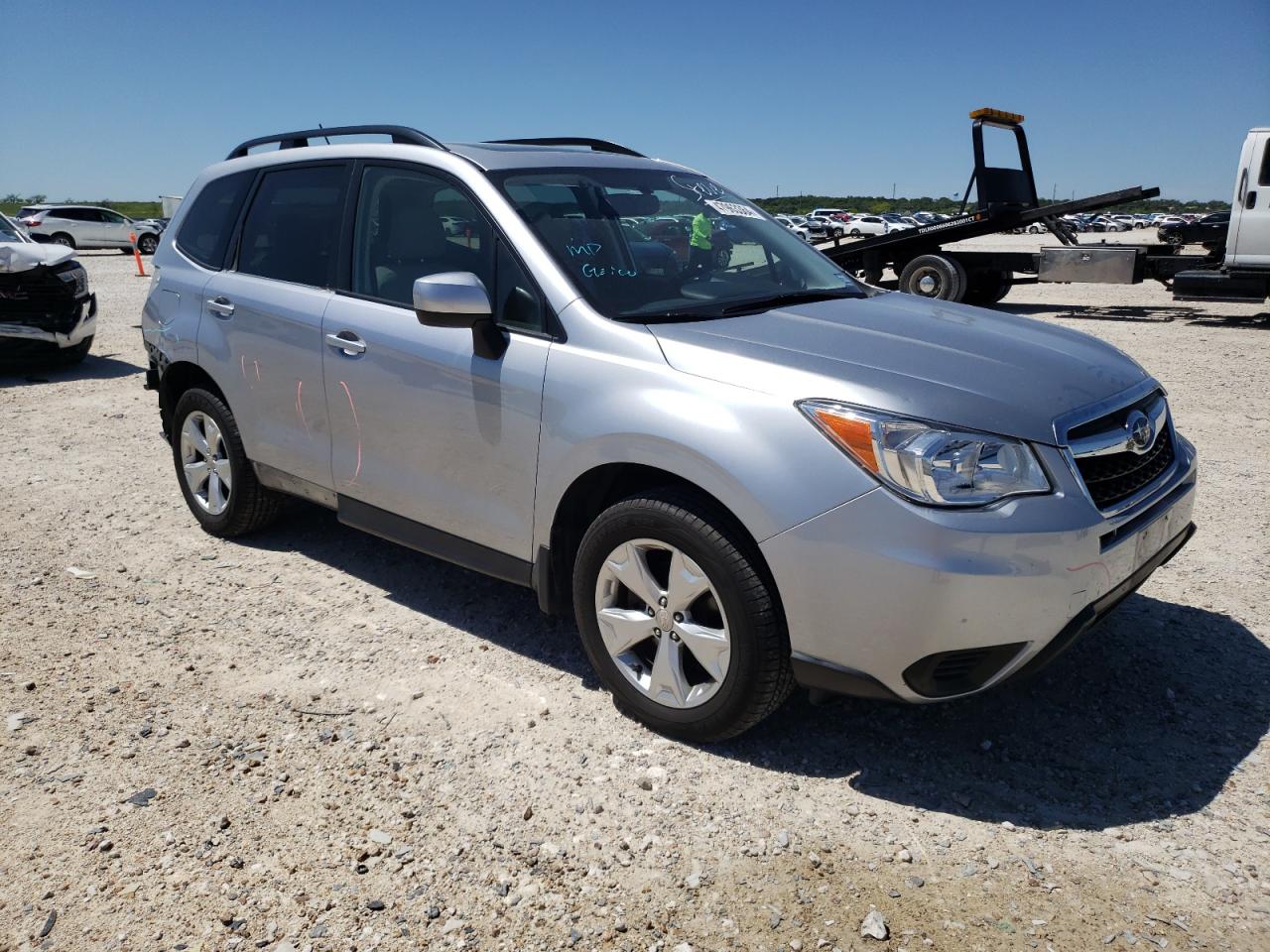 Photo 3 VIN: JF2SJADC0FH576649 - SUBARU FORESTER 