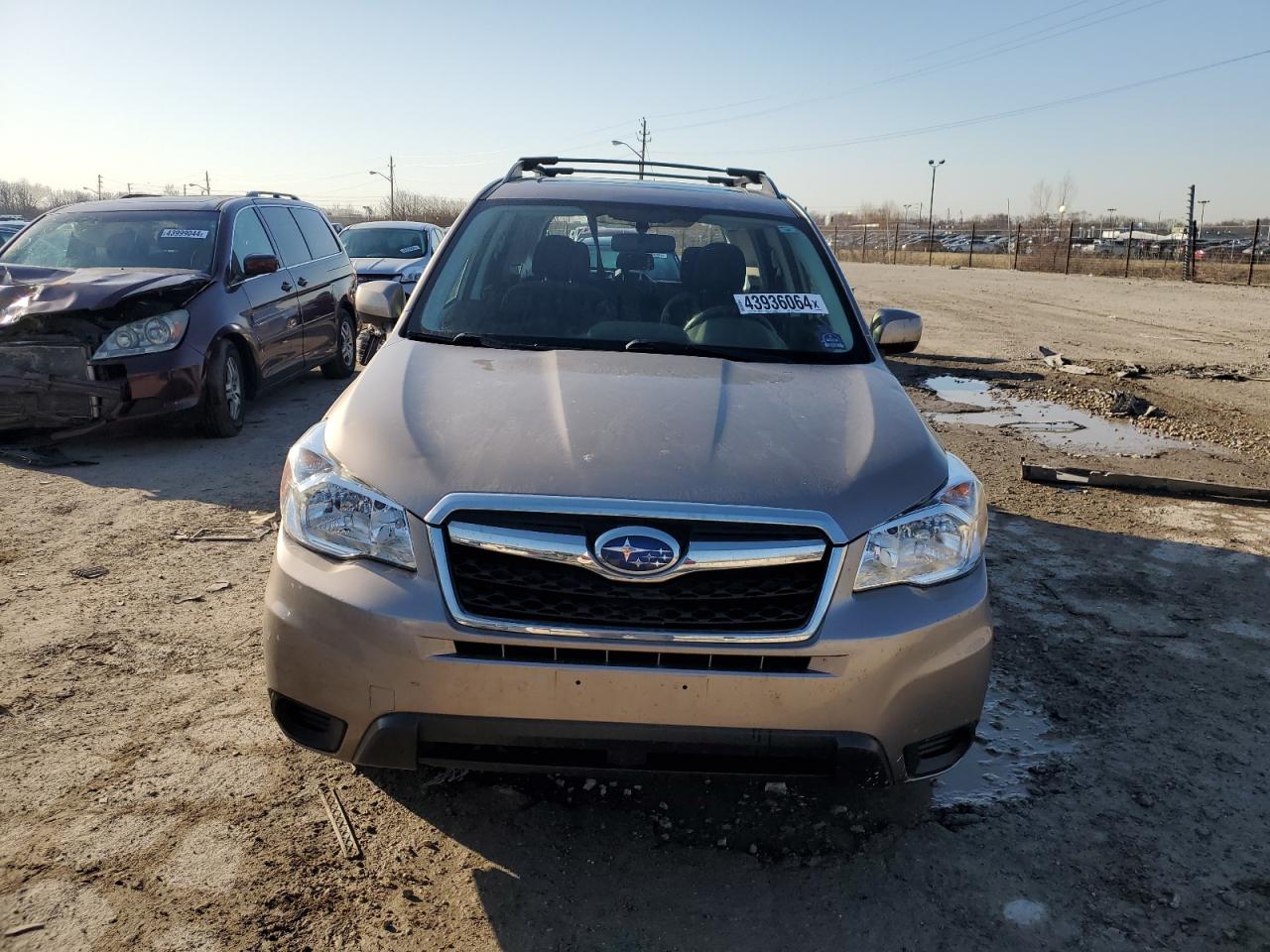 Photo 4 VIN: JF2SJADC0FH580913 - SUBARU FORESTER 