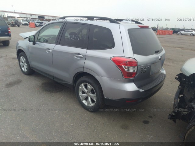 Photo 2 VIN: JF2SJADC0GH470364 - SUBARU FORESTER 