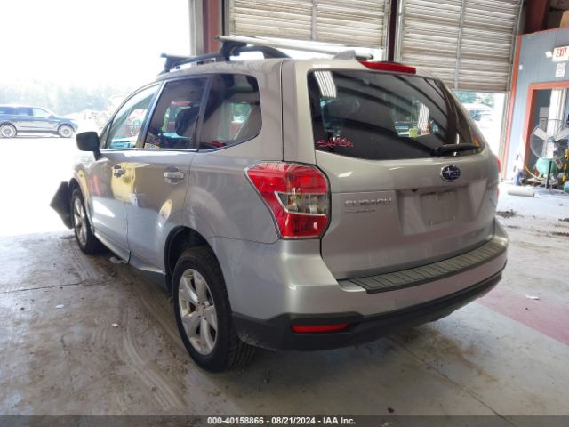 Photo 2 VIN: JF2SJADC0GH492199 - SUBARU FORESTER 