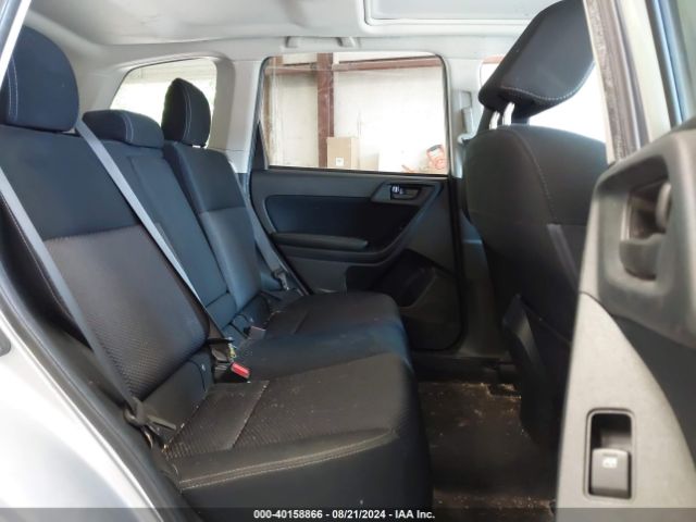 Photo 7 VIN: JF2SJADC0GH492199 - SUBARU FORESTER 