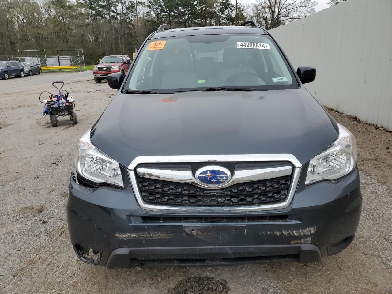 Photo 4 VIN: JF2SJADC1FH453300 - SUBARU FORESTER 