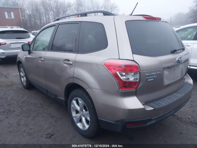 Photo 2 VIN: JF2SJADC1FH498088 - SUBARU FORESTER 