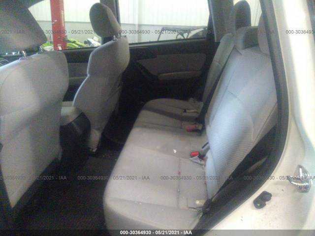 Photo 7 VIN: JF2SJADC1GH532743 - SUBARU FORESTER 