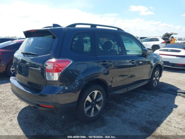 Photo 3 VIN: JF2SJADC1JH454536 - SUBARU FORESTER 