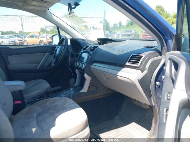 Photo 4 VIN: JF2SJADC2GH503302 - SUBARU FORESTER 