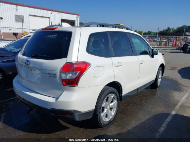 Photo 3 VIN: JF2SJADC3GH540942 - SUBARU FORESTER 