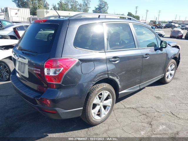 Photo 3 VIN: JF2SJADC4FH435583 - SUBARU FORESTER 