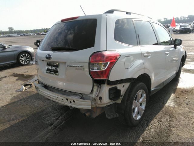 Photo 3 VIN: JF2SJADC4FH523114 - SUBARU FORESTER 