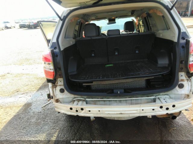 Photo 7 VIN: JF2SJADC4FH523114 - SUBARU FORESTER 