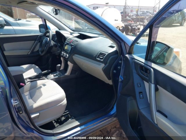 Photo 4 VIN: JF2SJADC4GH546992 - SUBARU FORESTER 