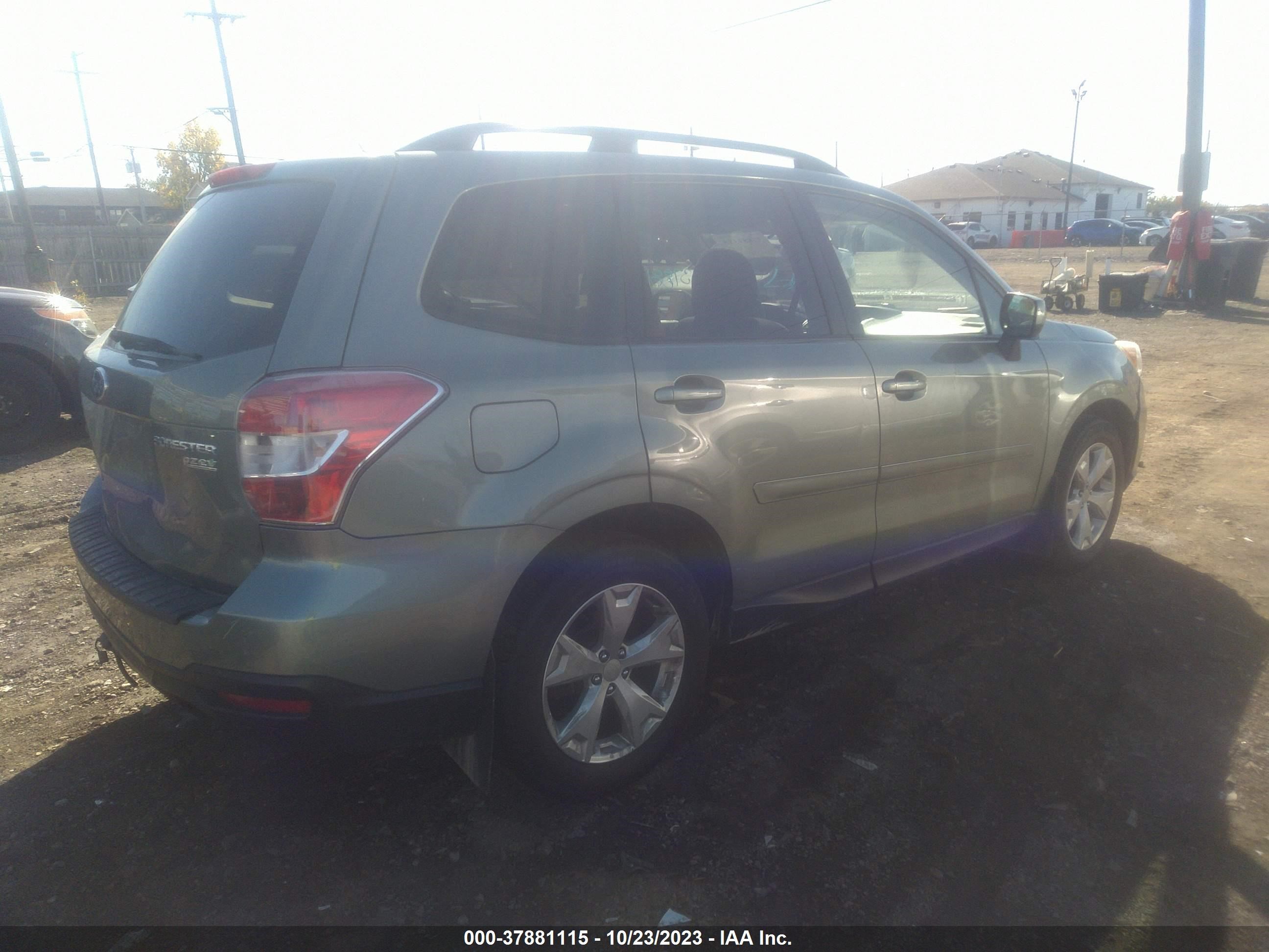 Photo 3 VIN: JF2SJADC5FH418209 - SUBARU FORESTER 