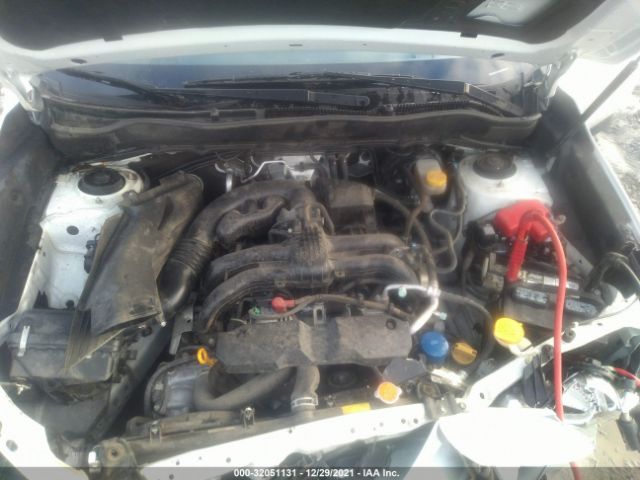 Photo 9 VIN: JF2SJADC5FH820893 - SUBARU FORESTER 