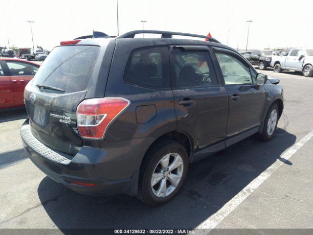 Photo 3 VIN: JF2SJADC5GH433584 - SUBARU FORESTER 