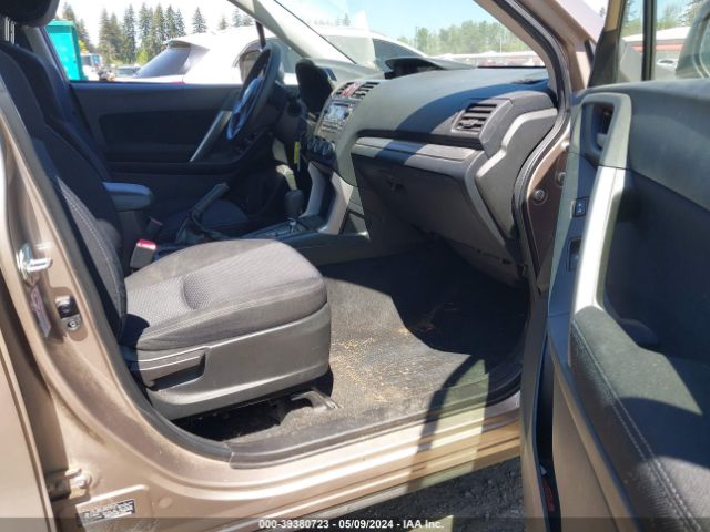 Photo 4 VIN: JF2SJADC6FH527570 - SUBARU FORESTER 