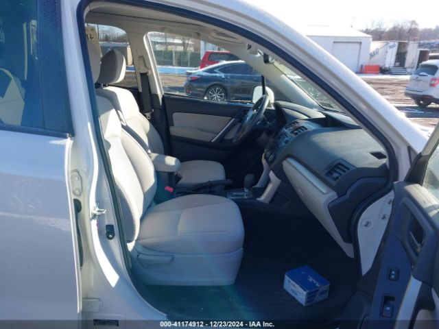 Photo 4 VIN: JF2SJADC6FH561380 - SUBARU FORESTER 