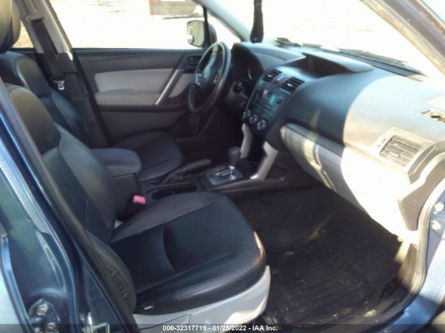 Photo 4 VIN: JF2SJADC6GH418043 - SUBARU FORESTER 