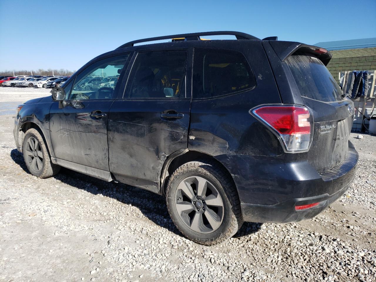 Photo 1 VIN: JF2SJADC7HH511557 - SUBARU FORESTER 