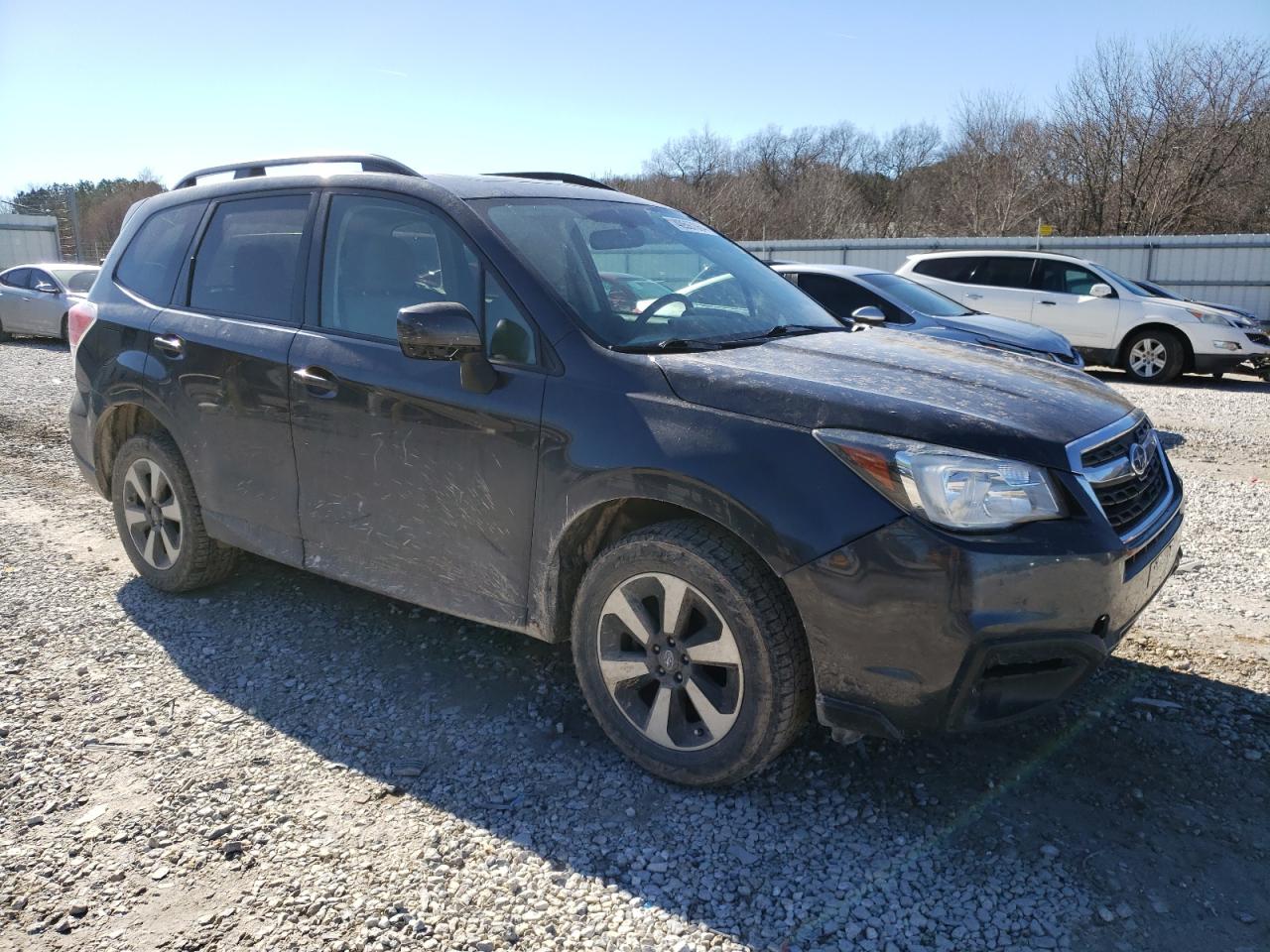 Photo 3 VIN: JF2SJADC7HH511557 - SUBARU FORESTER 