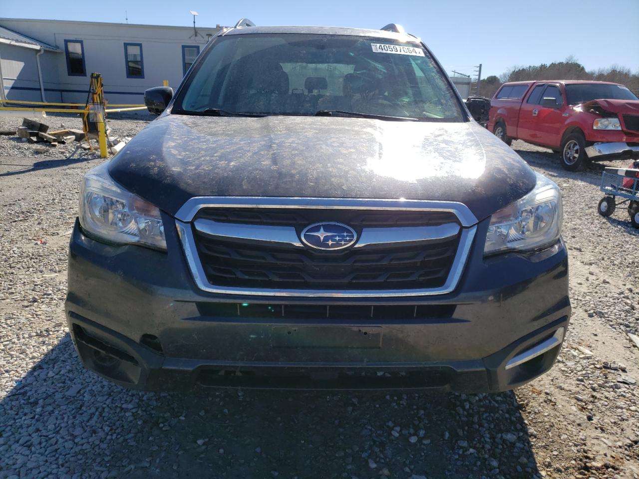 Photo 4 VIN: JF2SJADC7HH511557 - SUBARU FORESTER 