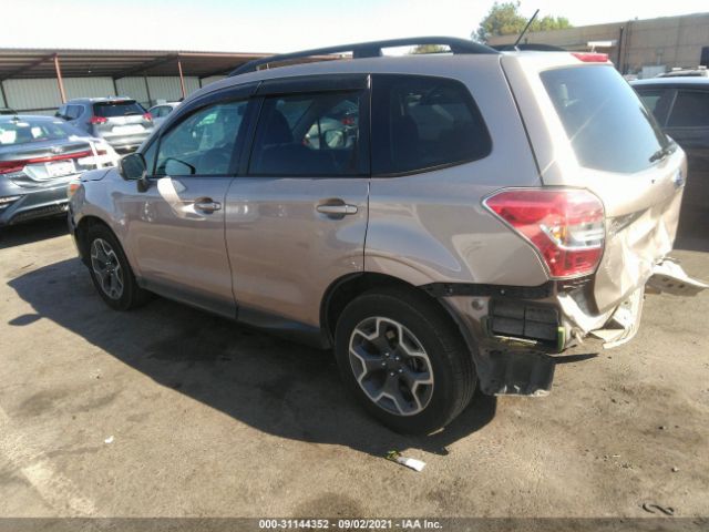 Photo 2 VIN: JF2SJADC8FH825148 - SUBARU FORESTER 