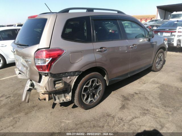 Photo 3 VIN: JF2SJADC8FH825148 - SUBARU FORESTER 