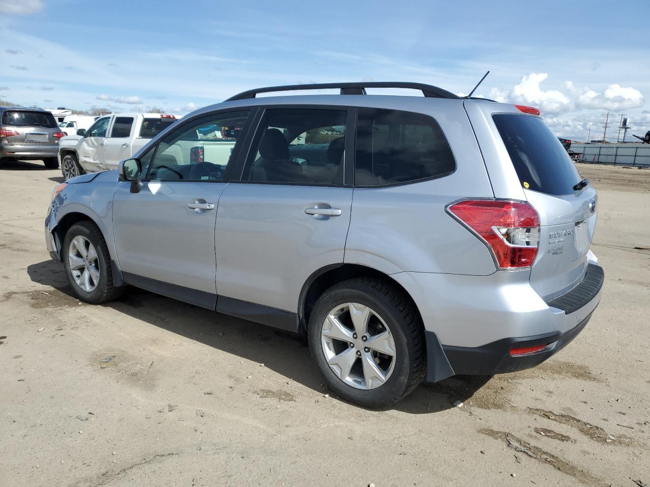 Photo 1 VIN: JF2SJADC8FH831919 - SUBARU FORESTER 