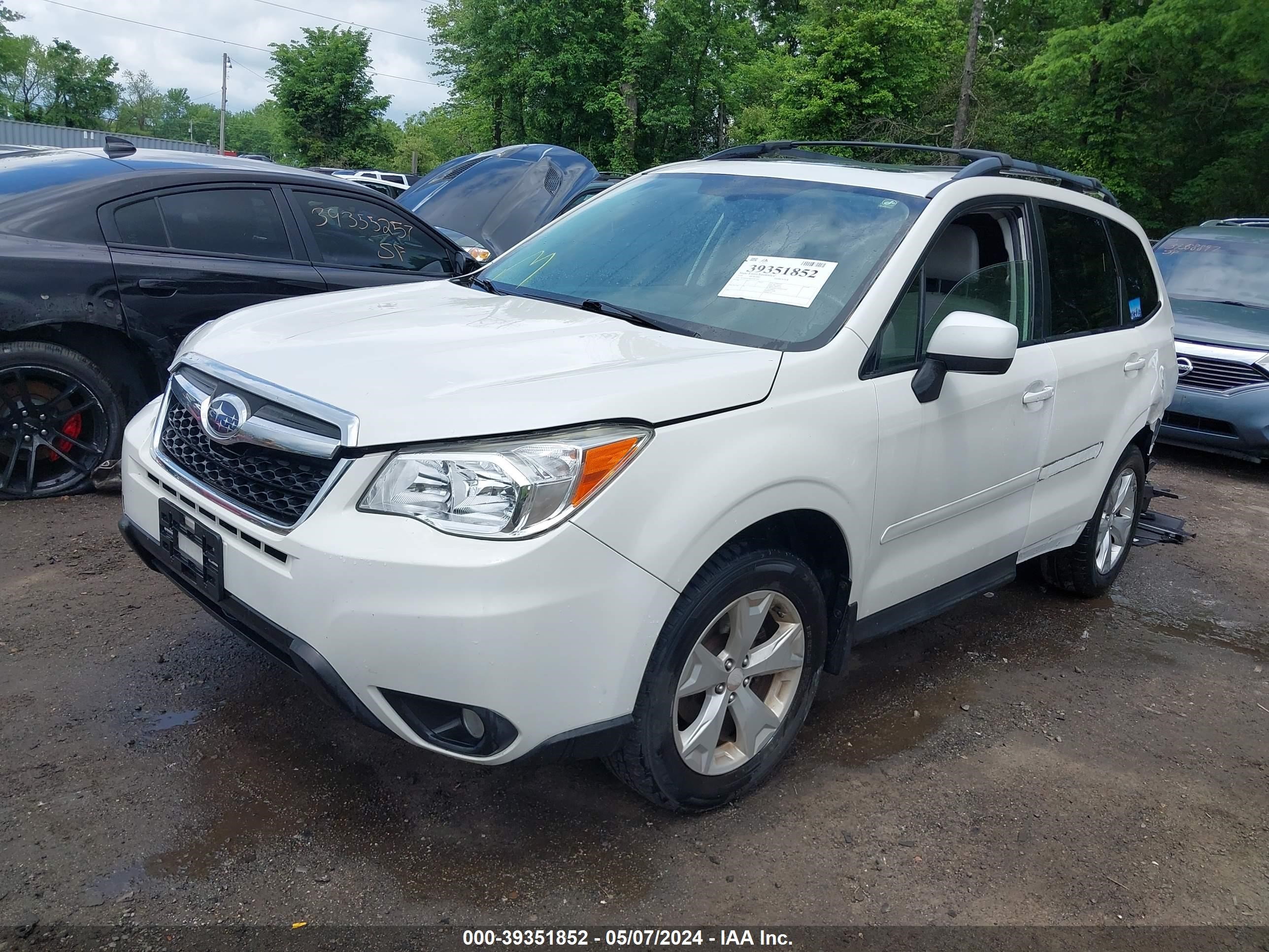 Photo 1 VIN: JF2SJADC8GH401308 - SUBARU FORESTER 