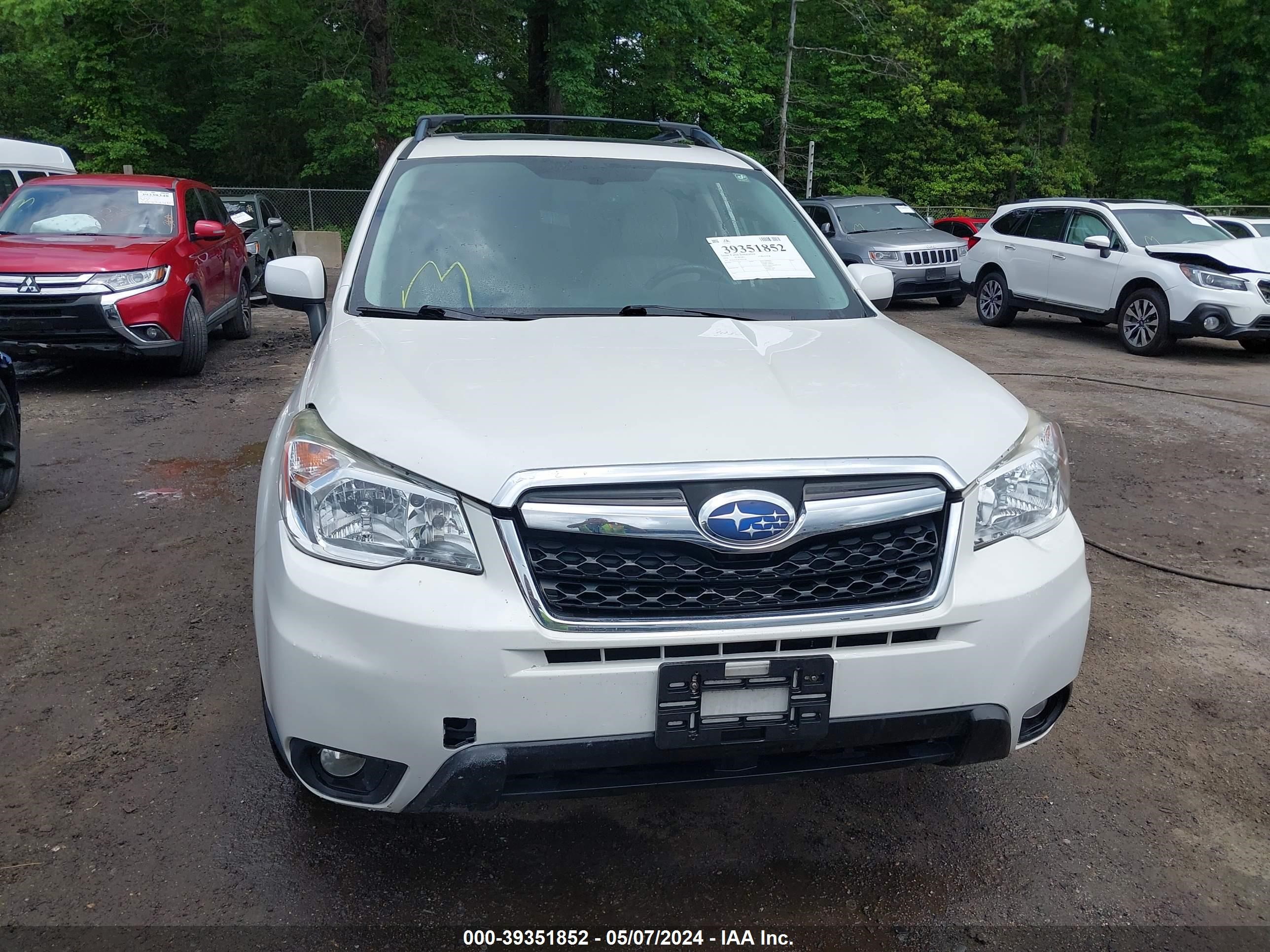 Photo 12 VIN: JF2SJADC8GH401308 - SUBARU FORESTER 