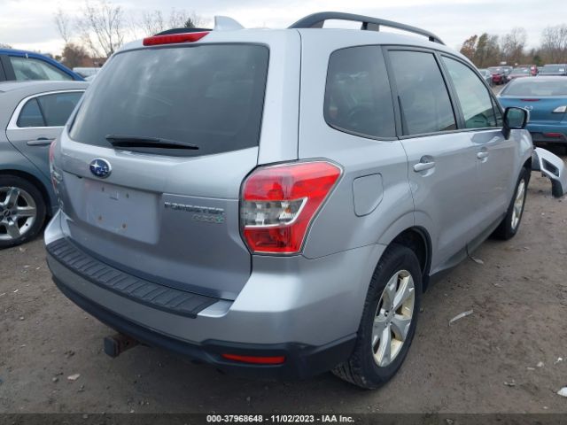 Photo 3 VIN: JF2SJADC8GH405844 - SUBARU FORESTER 