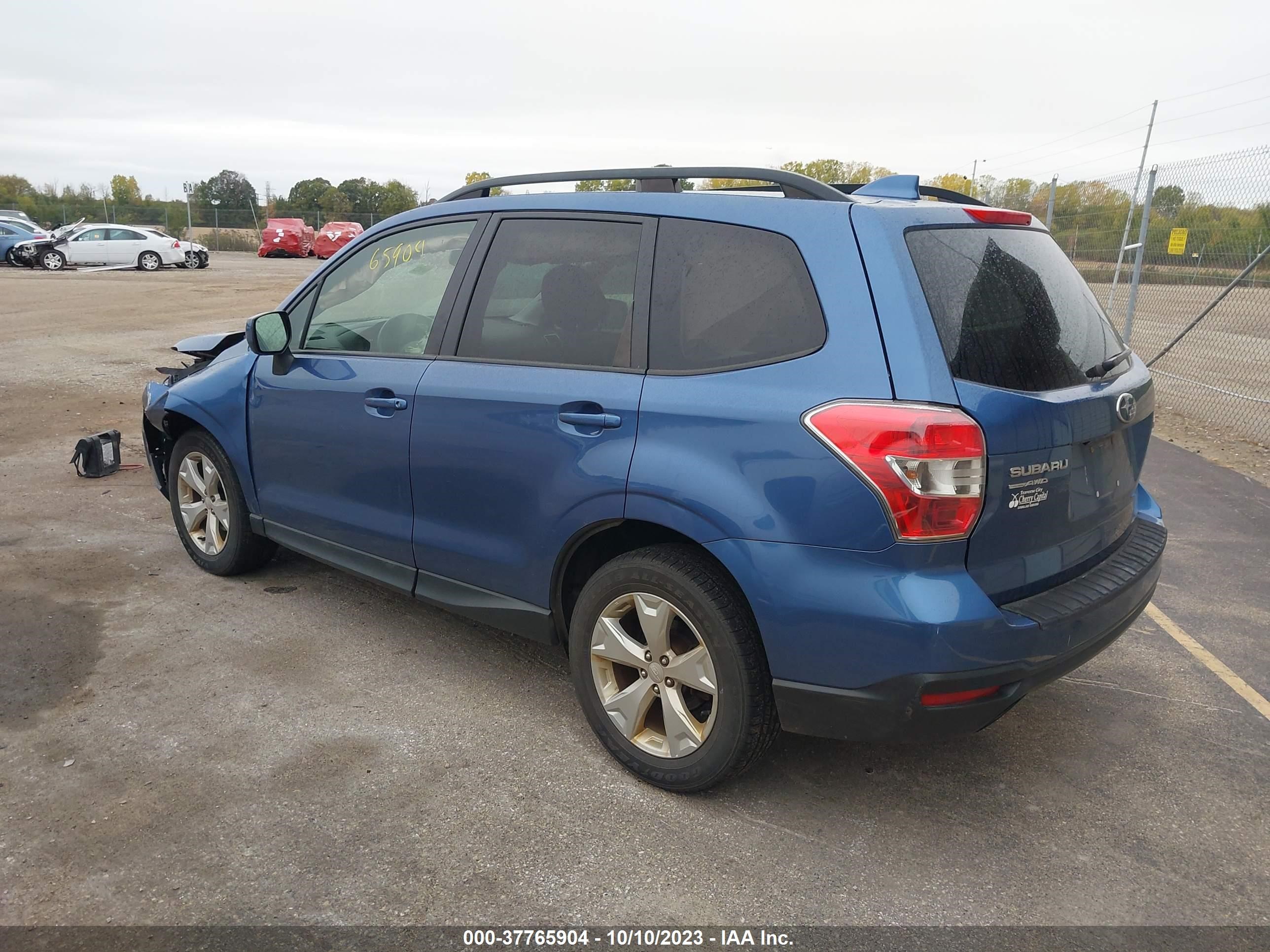 Photo 2 VIN: JF2SJADC8GH413734 - SUBARU FORESTER 