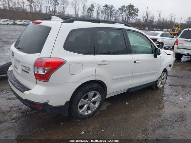 Photo 3 VIN: JF2SJADC8GH549121 - SUBARU FORESTER 