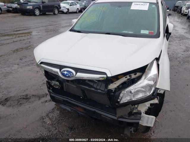 Photo 5 VIN: JF2SJADC8GH549121 - SUBARU FORESTER 