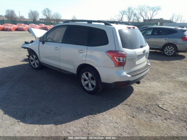 Photo 2 VIN: JF2SJADC9FG819722 - SUBARU FORESTER 