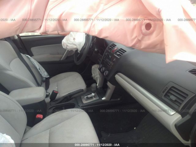 Photo 4 VIN: JF2SJADC9FH563818 - SUBARU FORESTER 