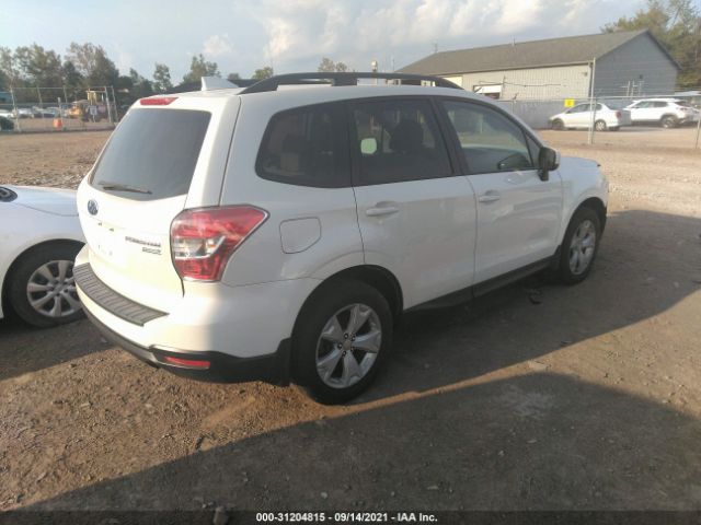 Photo 3 VIN: JF2SJADC9GH435449 - SUBARU FORESTER 