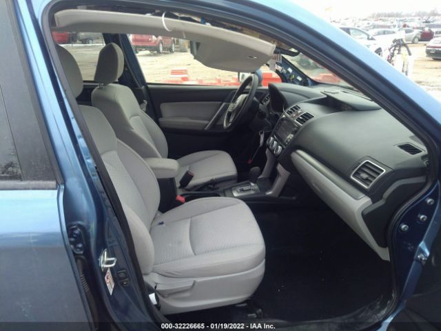 Photo 4 VIN: JF2SJADC9GH459136 - SUBARU FORESTER 