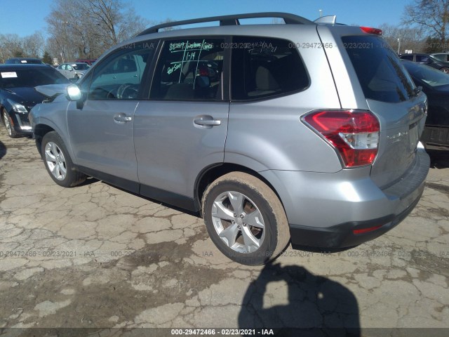 Photo 2 VIN: JF2SJADC9GH467690 - SUBARU FORESTER 