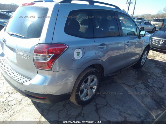 Photo 3 VIN: JF2SJADC9GH467690 - SUBARU FORESTER 