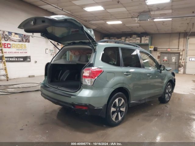 Photo 3 VIN: JF2SJAEC0JH410042 - SUBARU FORESTER 