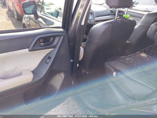 Photo 7 VIN: JF2SJAEC0JH415466 - SUBARU FORESTER 