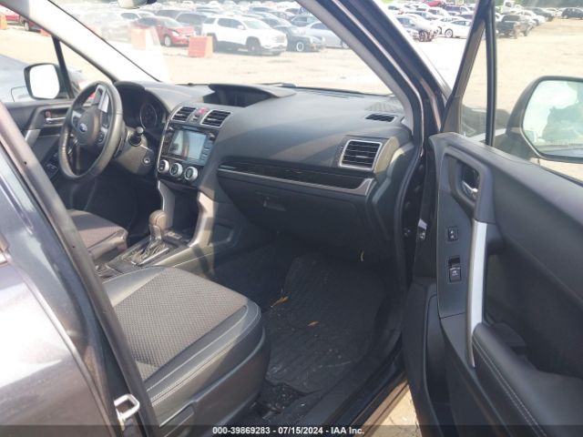 Photo 4 VIN: JF2SJAEC0JH455451 - SUBARU FORESTER 