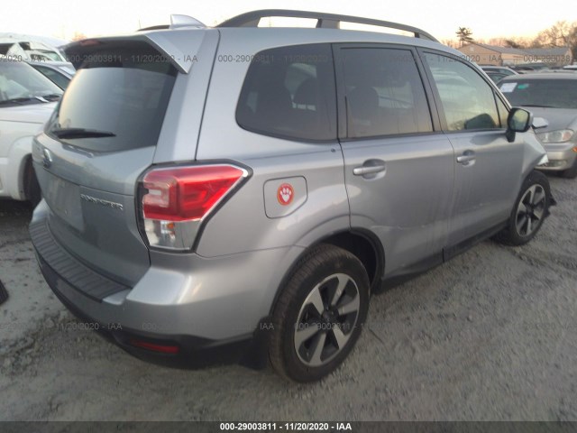 Photo 3 VIN: JF2SJAEC0JH528253 - SUBARU FORESTER 