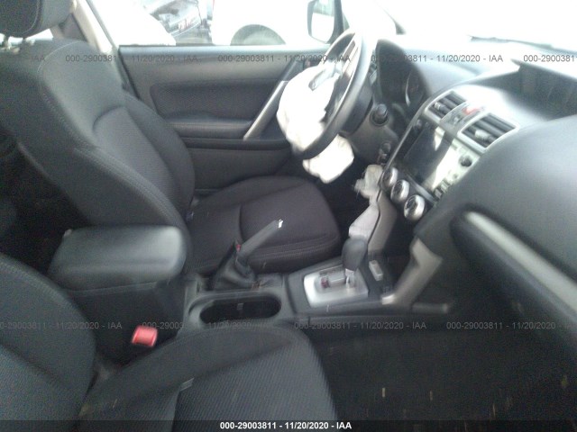 Photo 4 VIN: JF2SJAEC0JH528253 - SUBARU FORESTER 