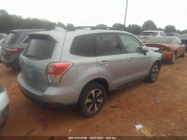 Photo 3 VIN: JF2SJAEC0JH612430 - SUBARU FORESTER 