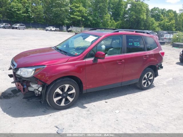 Photo 1 VIN: JF2SJAEC0JH617630 - SUBARU FORESTER 