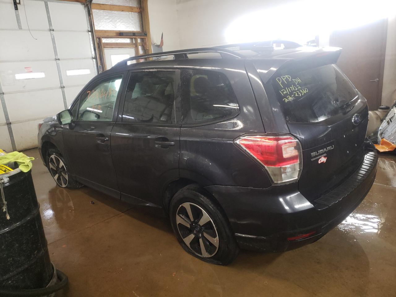 Photo 1 VIN: JF2SJAEC1HH535125 - SUBARU FORESTER 